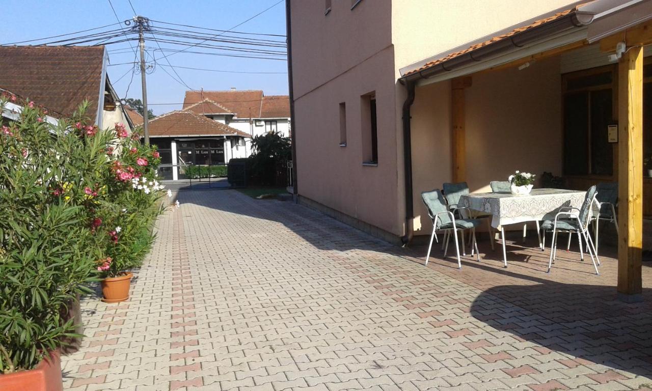 Apartman Andelina Vrnjačka Banja エクステリア 写真
