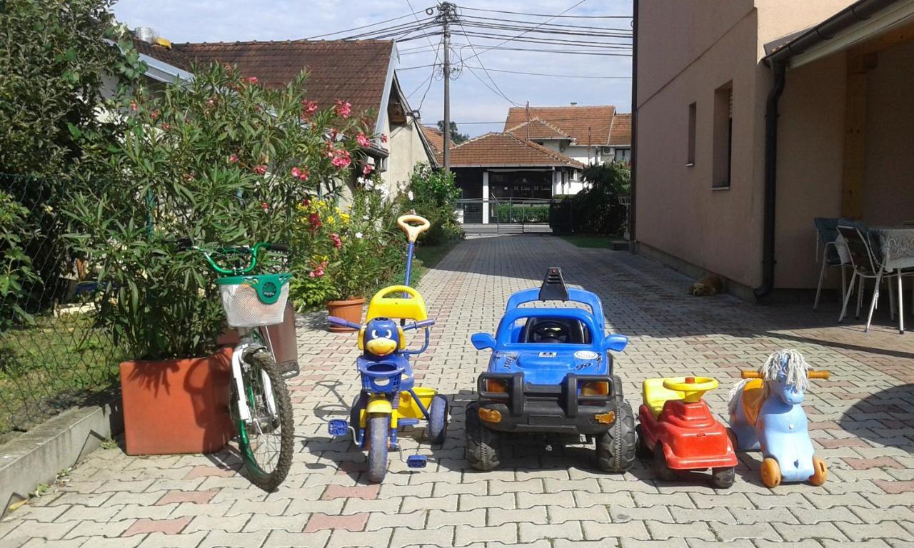 Apartman Andelina Vrnjačka Banja エクステリア 写真